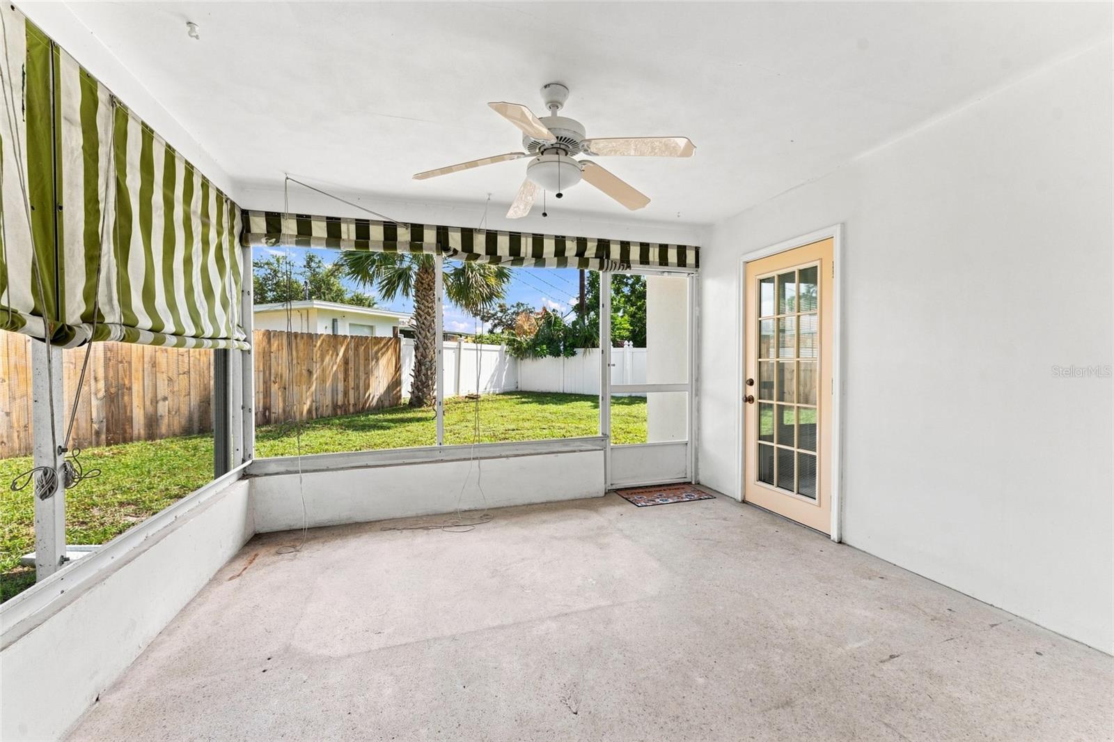 1773 LONDON LN