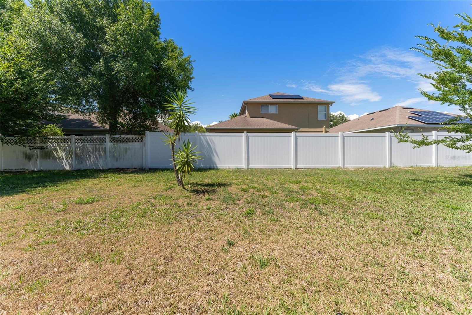 2637 YUKON CLIFF DR