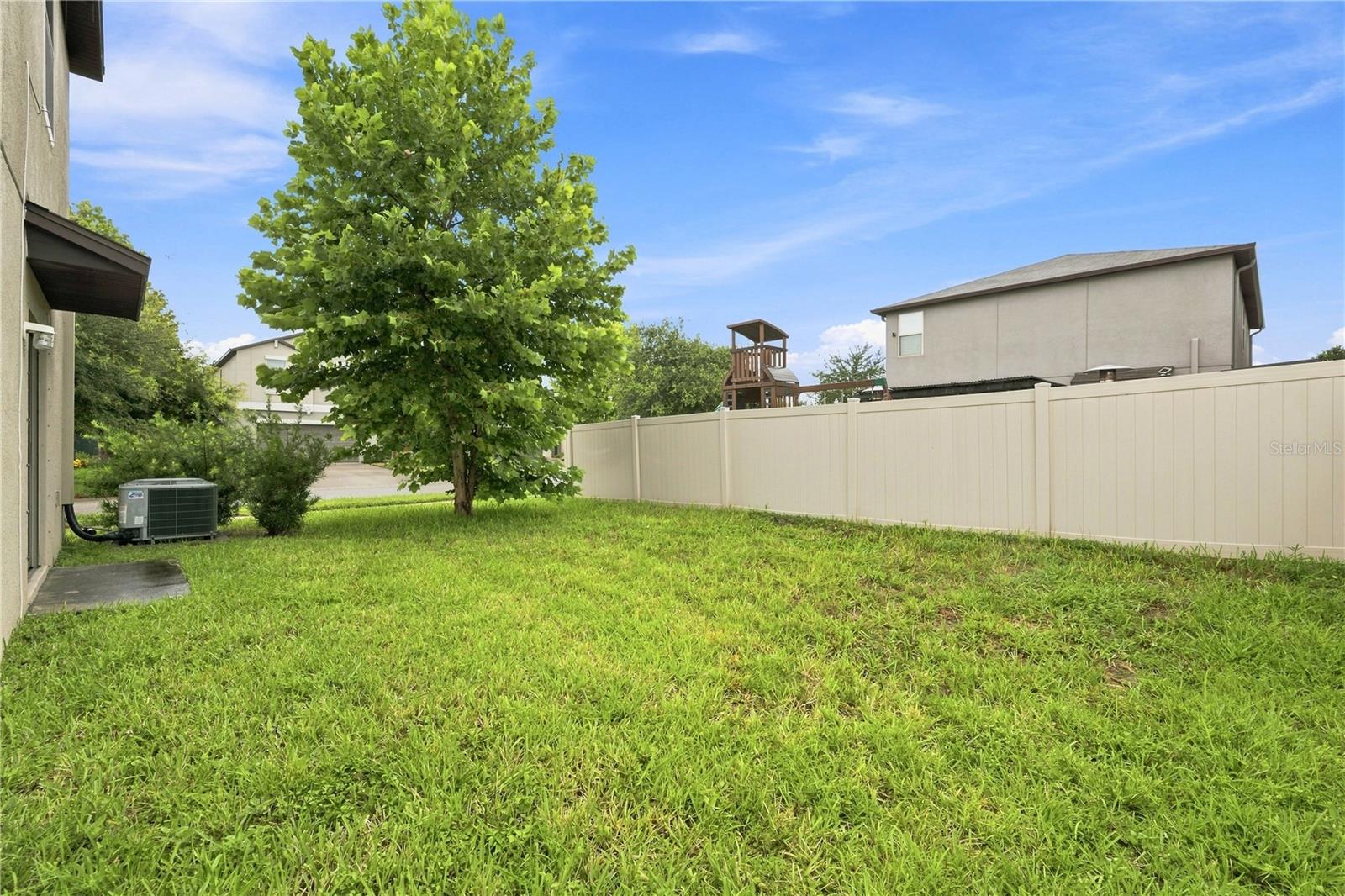 10202 HAPPY HEART AVE