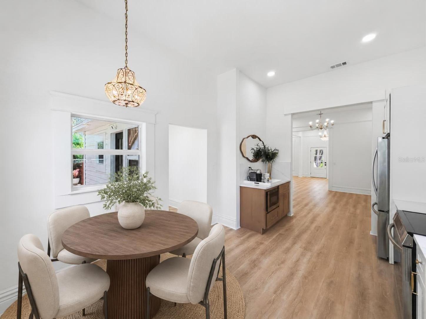 317 W FRANCES AVE