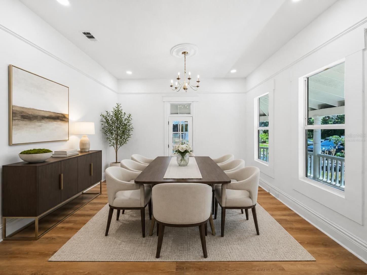 317 W FRANCES AVE