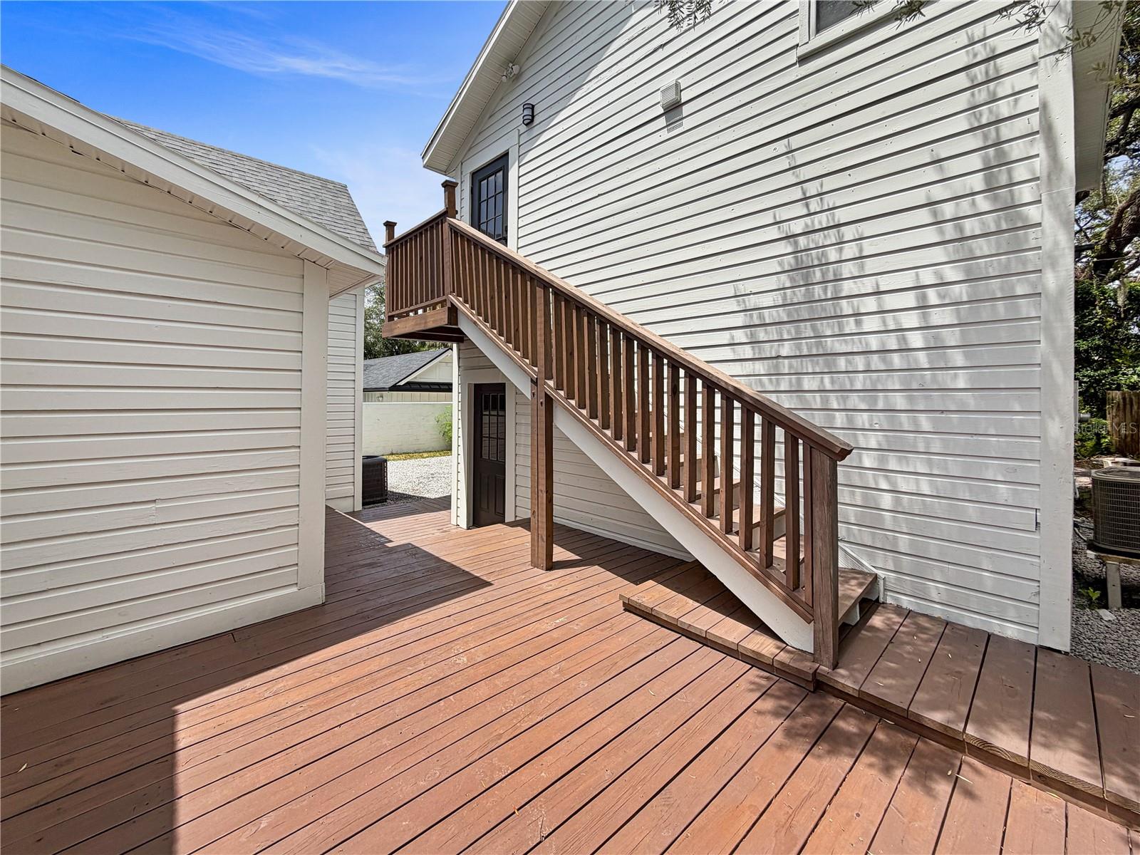 317 W FRANCES AVE