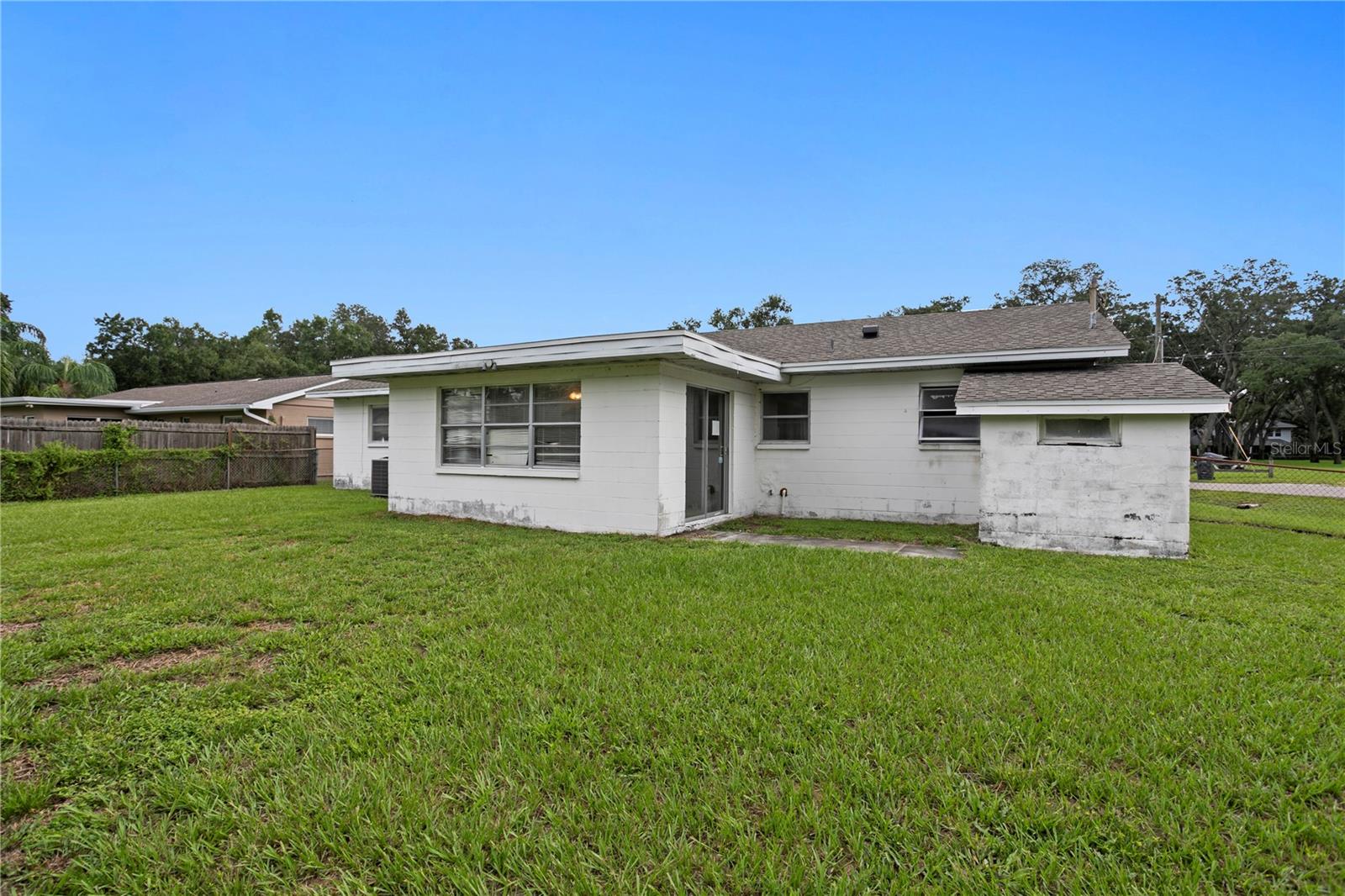 12002 GAINES CT