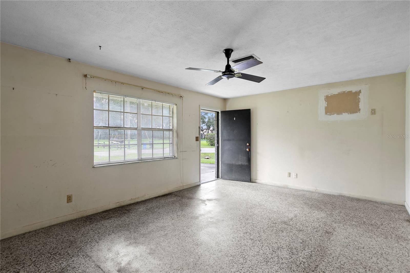 12002 GAINES CT