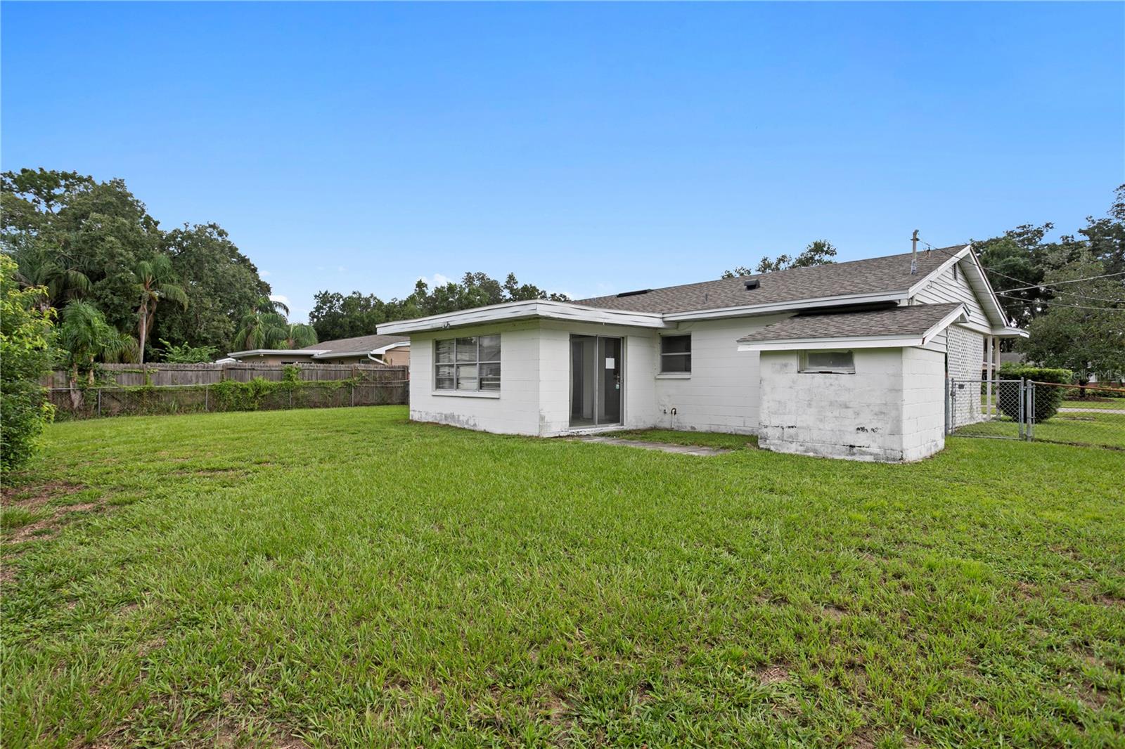 12002 GAINES CT
