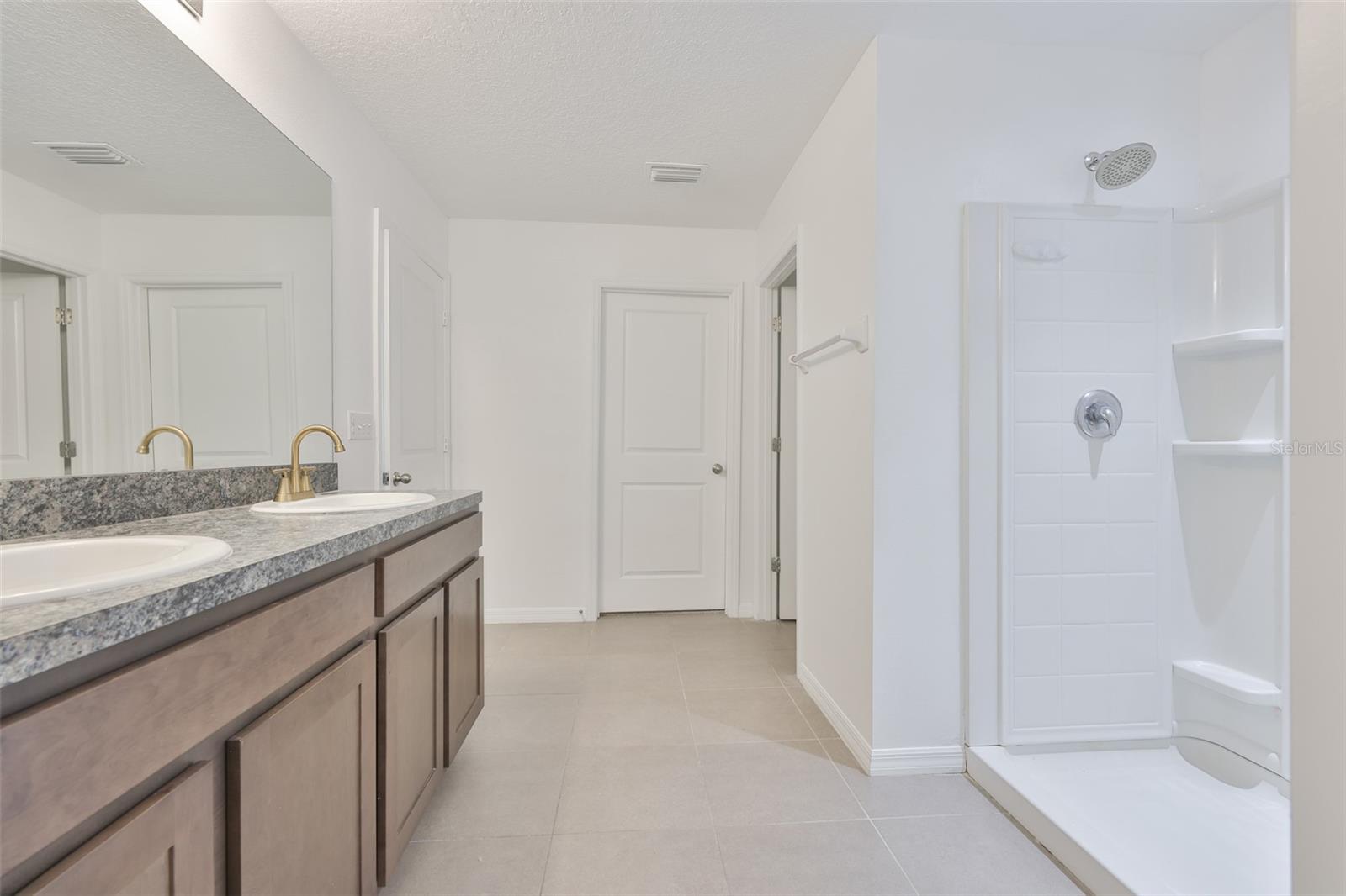 5461 MAGDALENE WAY