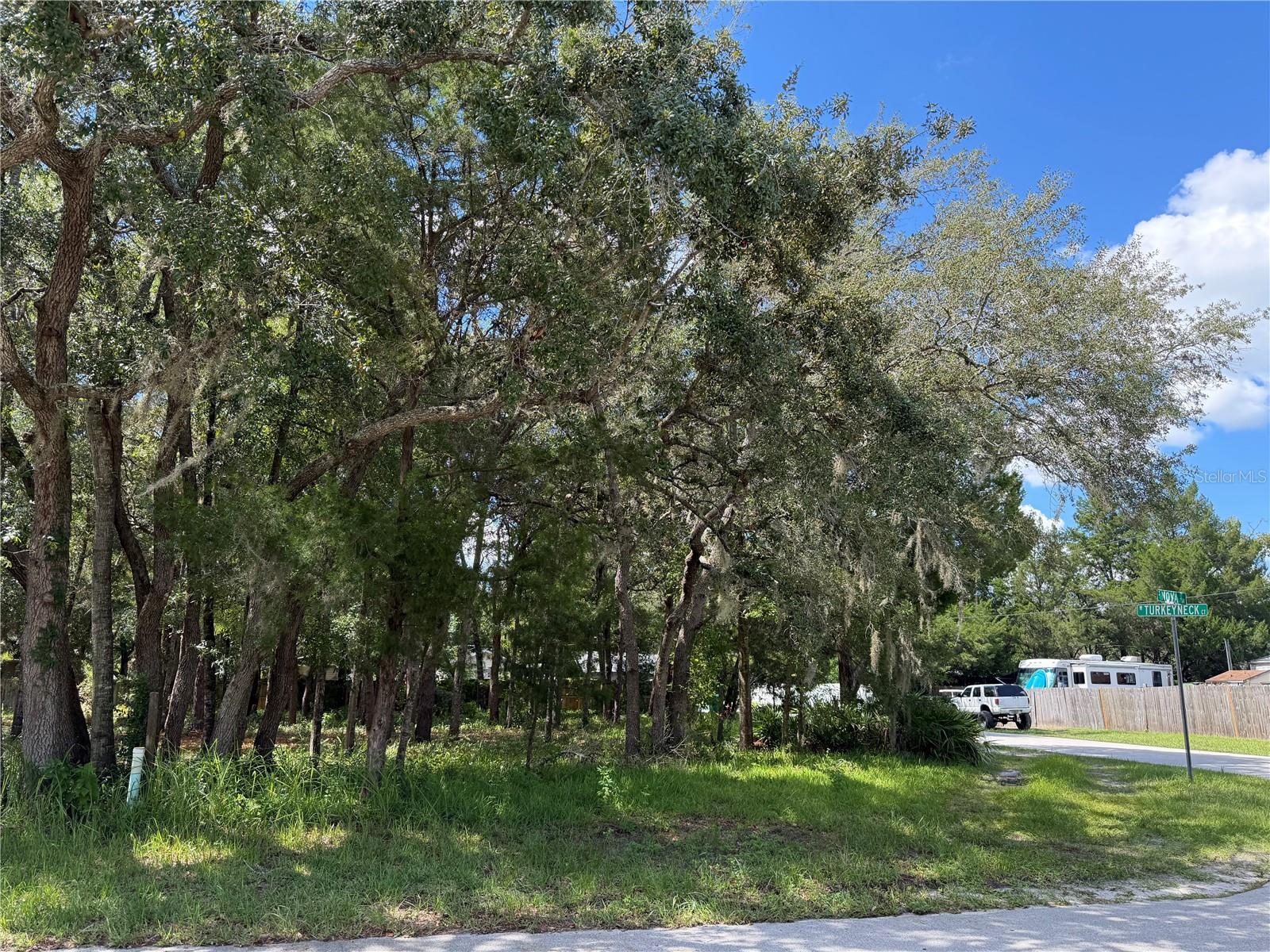 7457 W TURKEYNECK CT