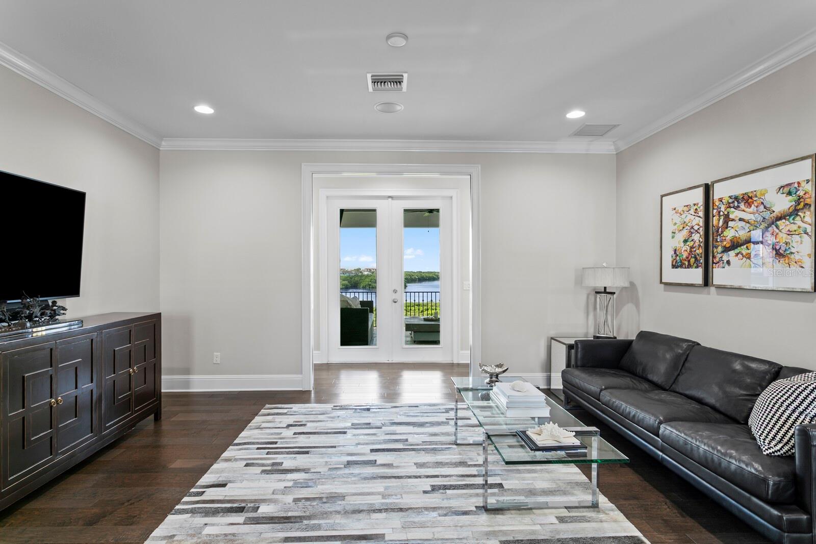 4910 CARRANZA CT