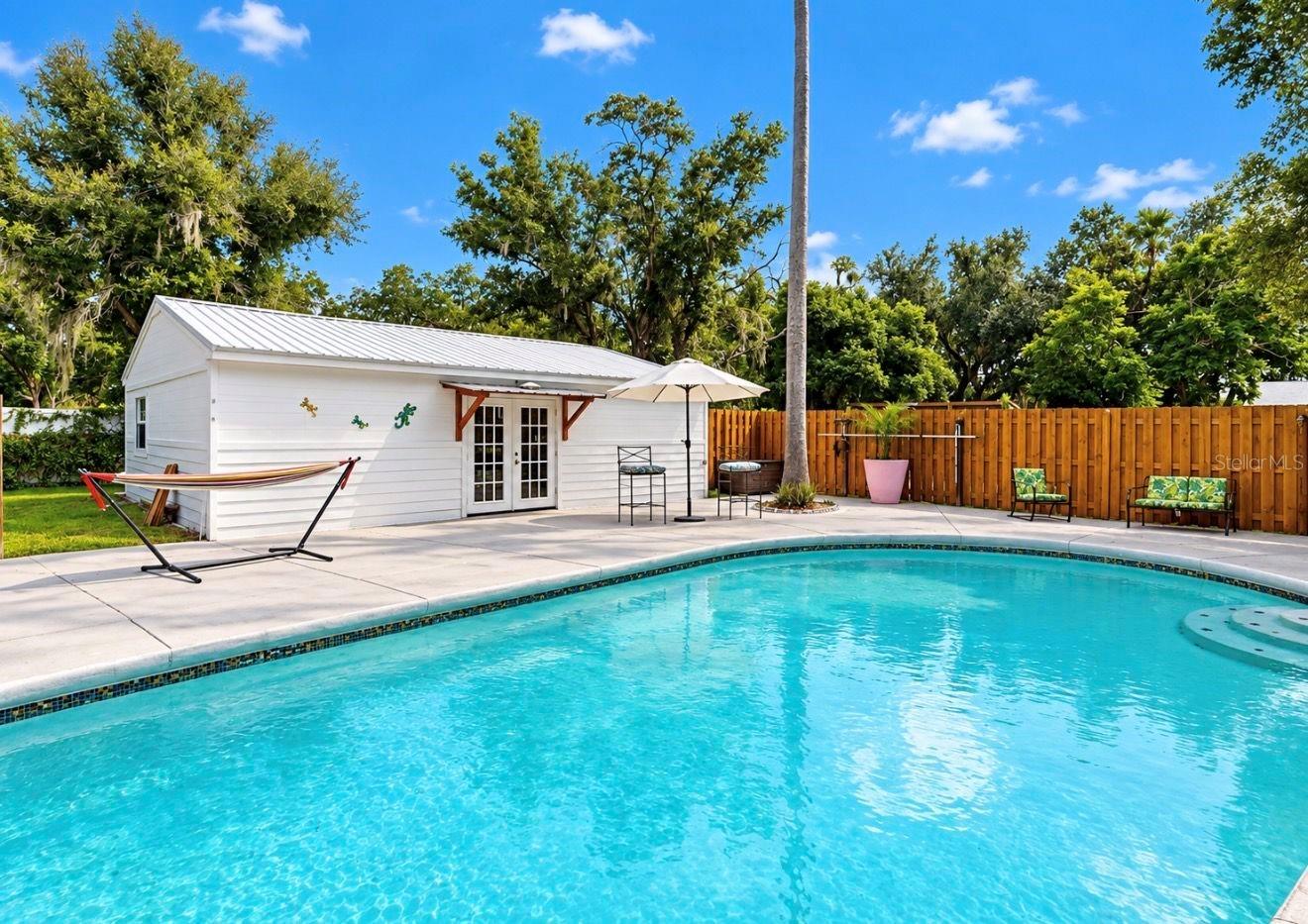 11004 RIVERVIEW DR