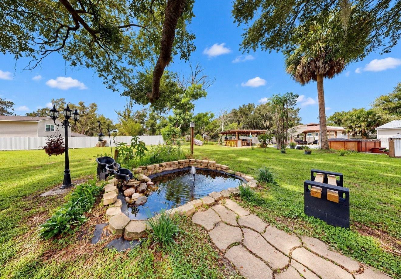 11004 RIVERVIEW DR