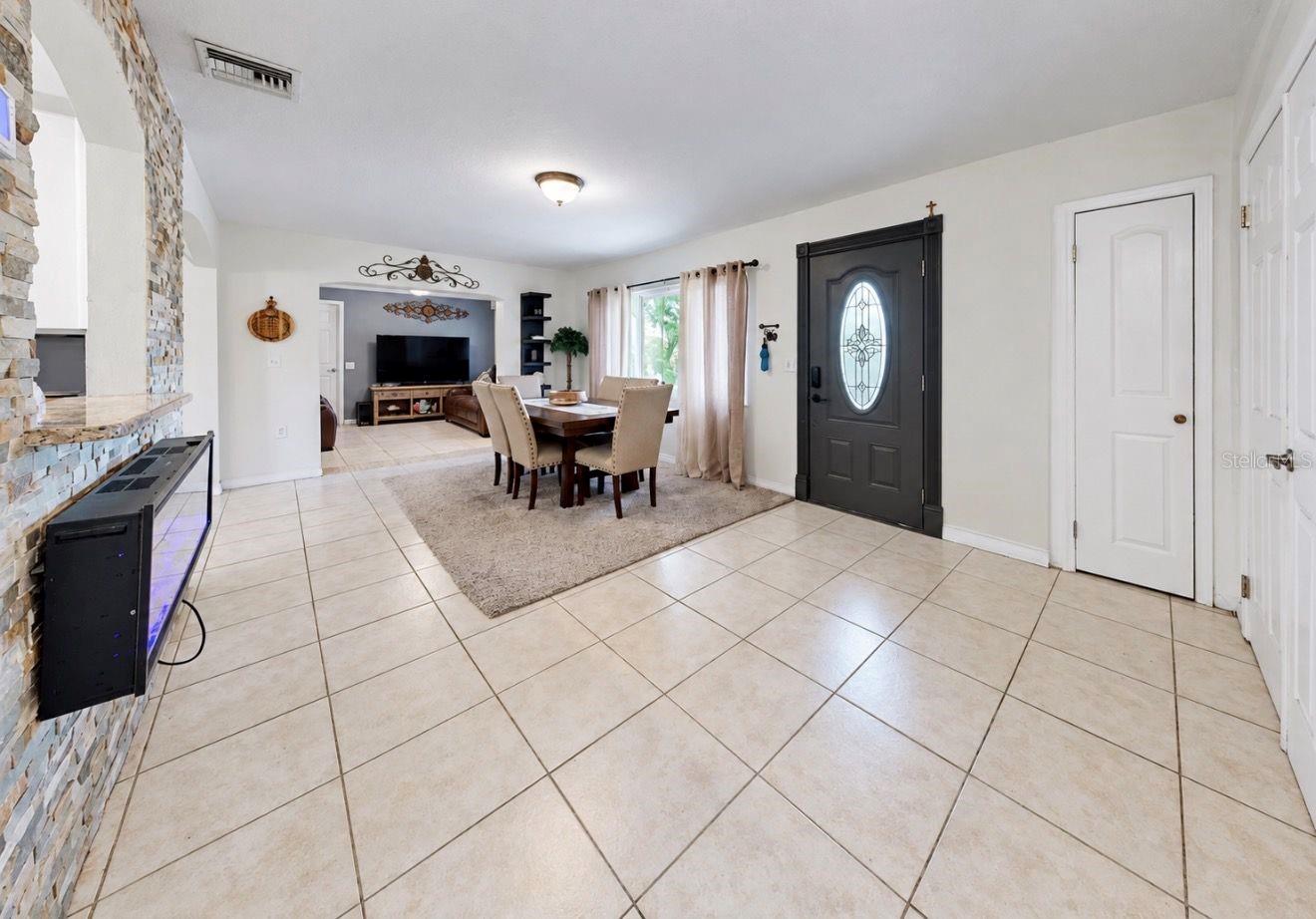 11004 RIVERVIEW DR