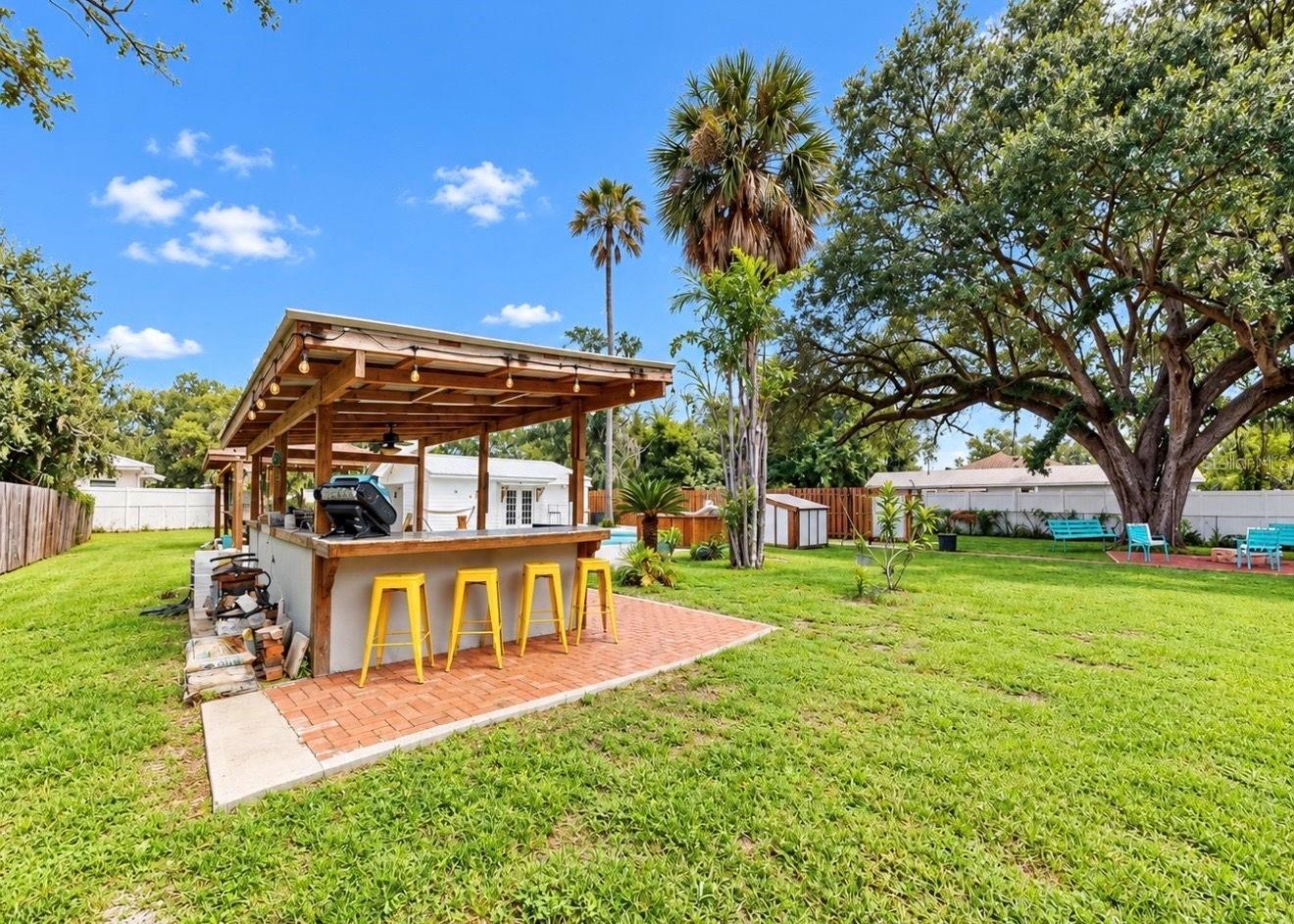 11004 RIVERVIEW DR
