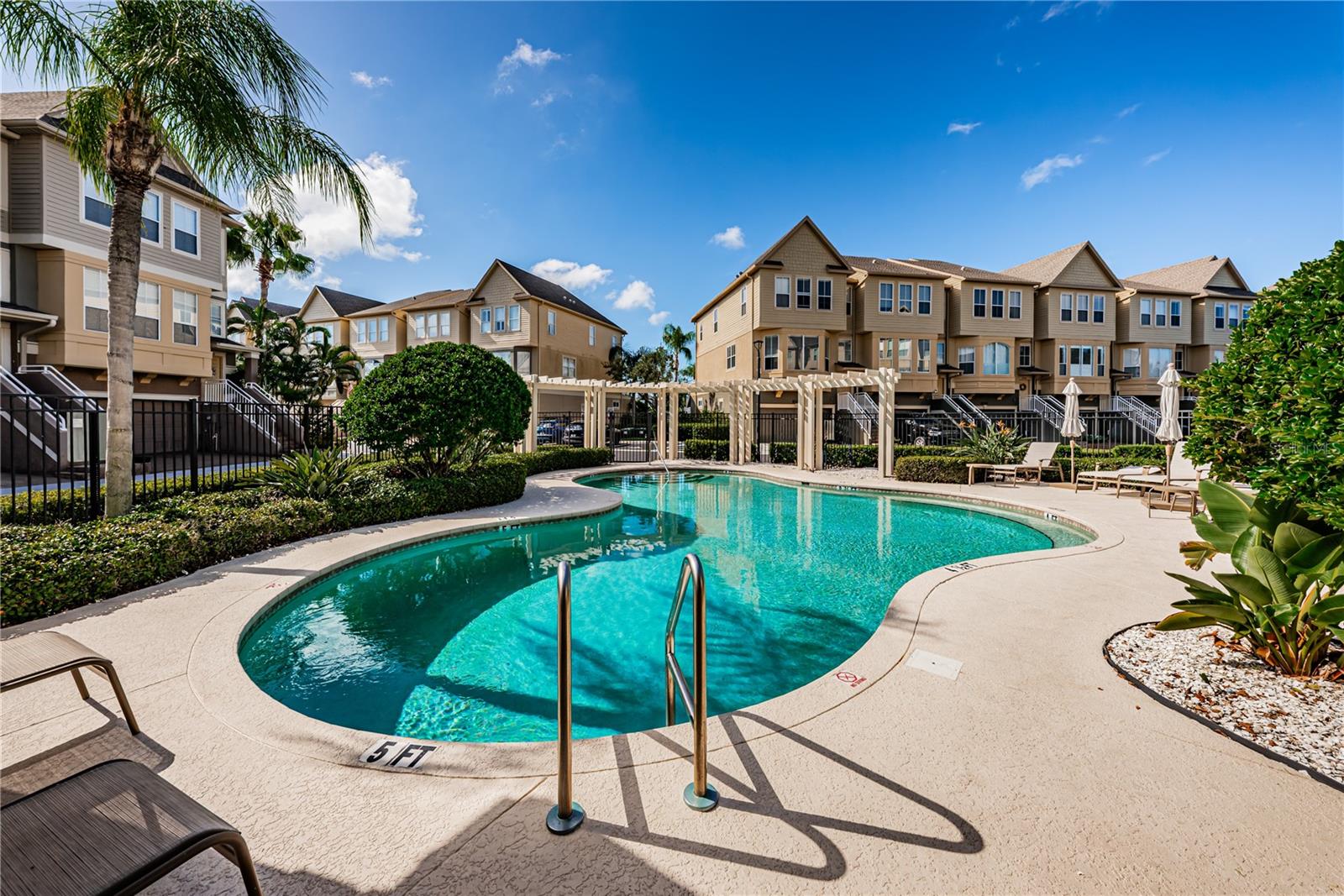4324 SPINNAKER COVE LN