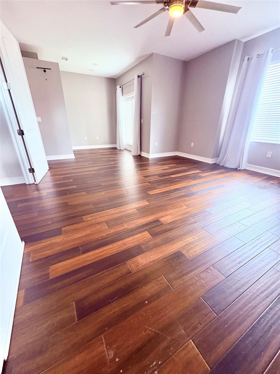 10432 LA MIRAGE CT