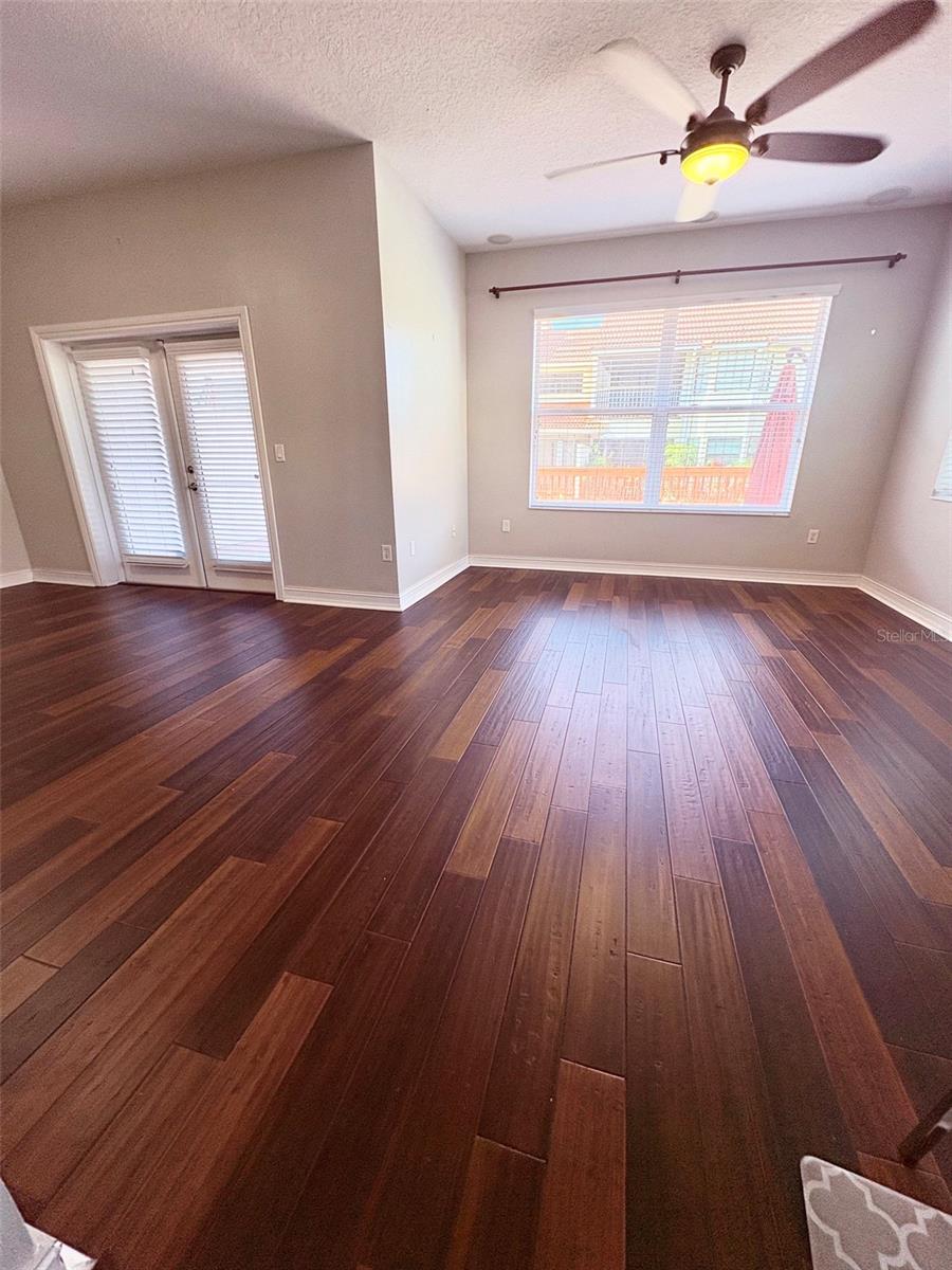 10432 LA MIRAGE CT