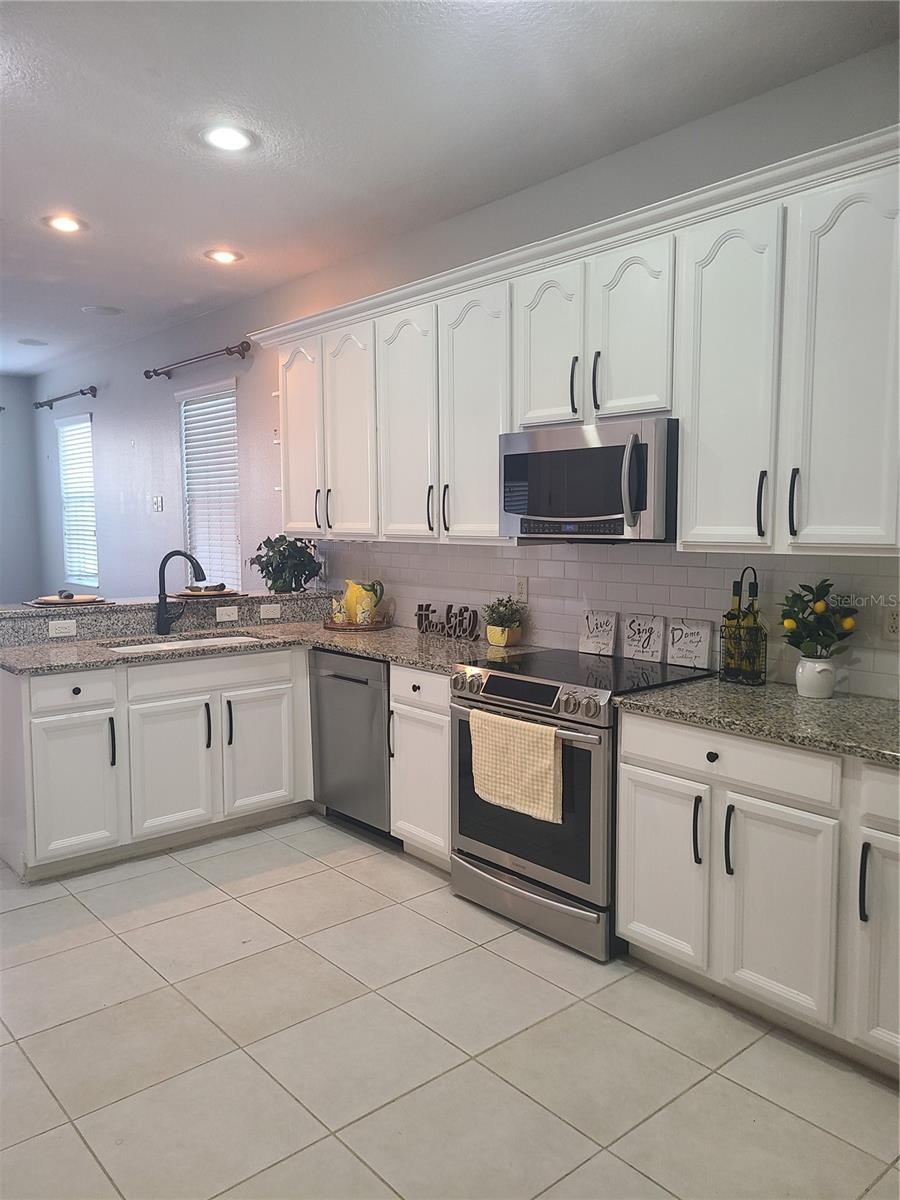 10432 LA MIRAGE CT