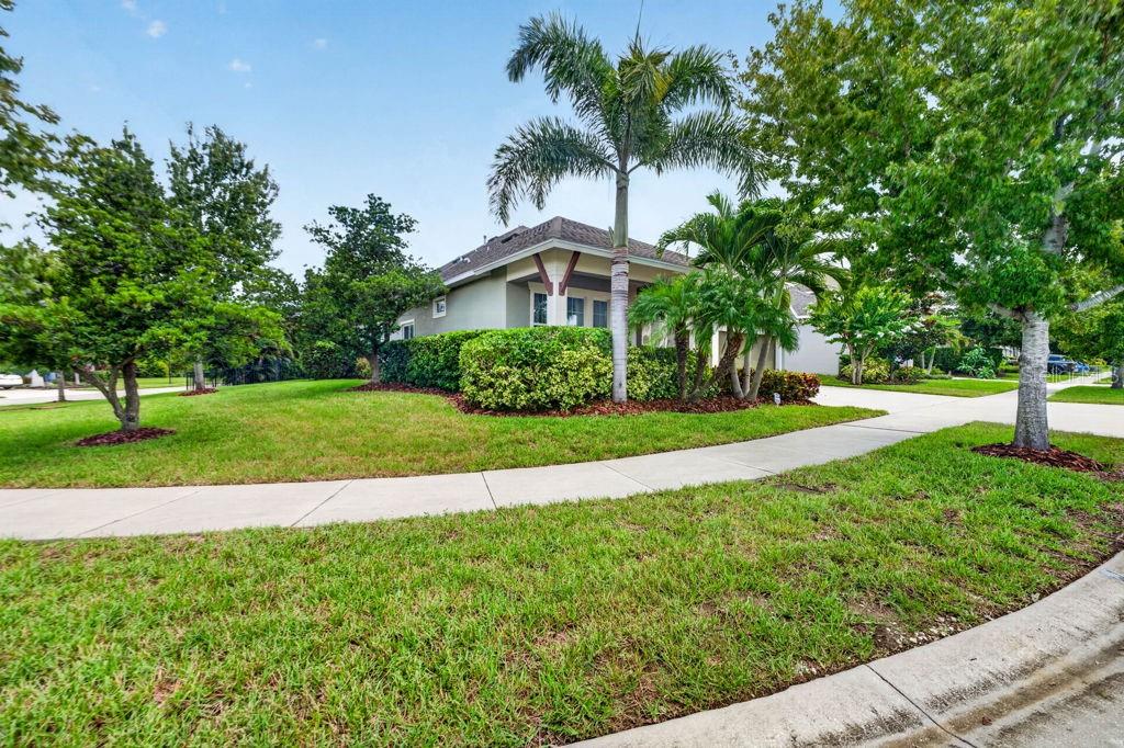 6127 SHADOWLAKE DR