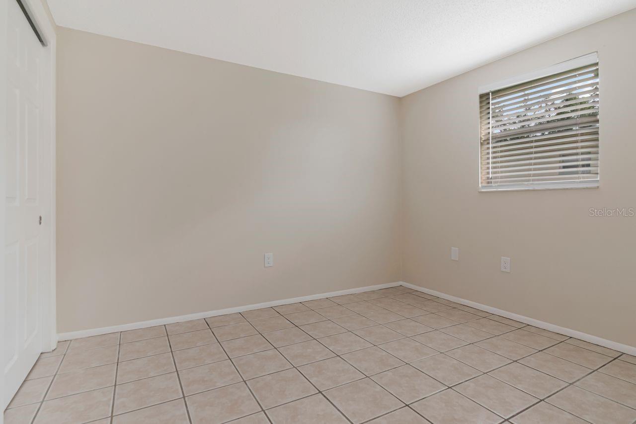 5374/5376 SCHOOL RD