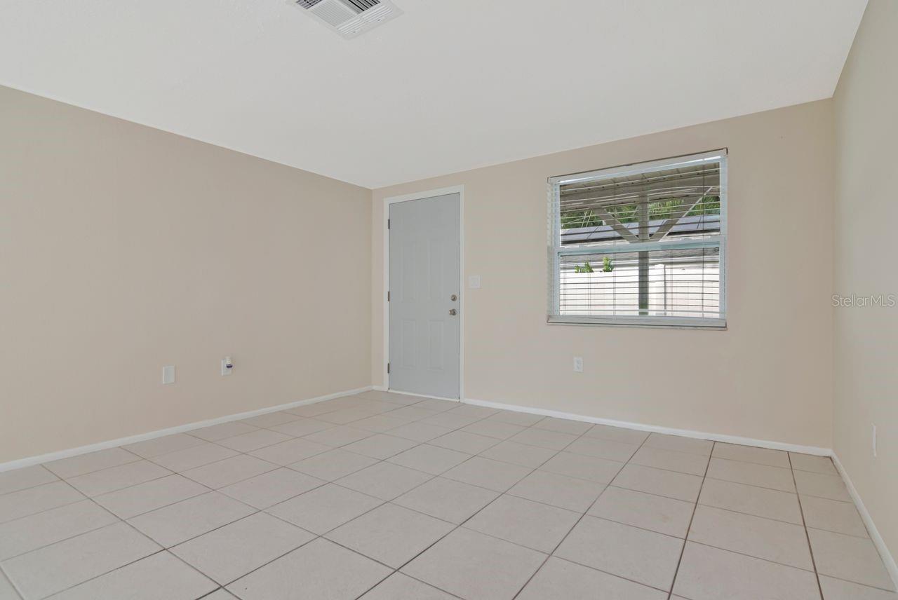 5374/5376 SCHOOL RD