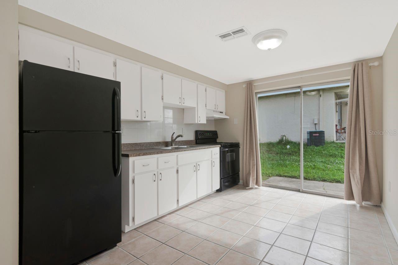 5374/5376 SCHOOL RD