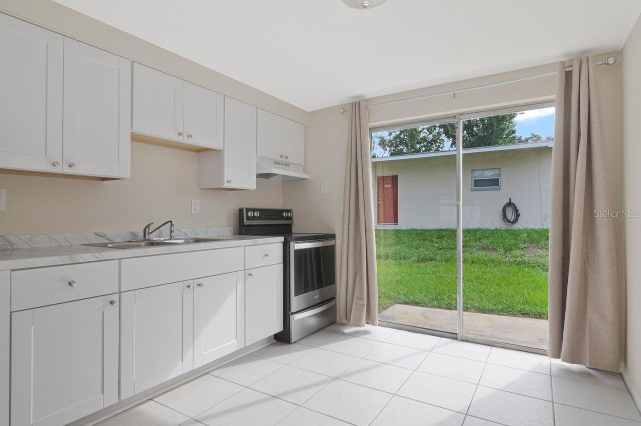 5374/5376 SCHOOL RD