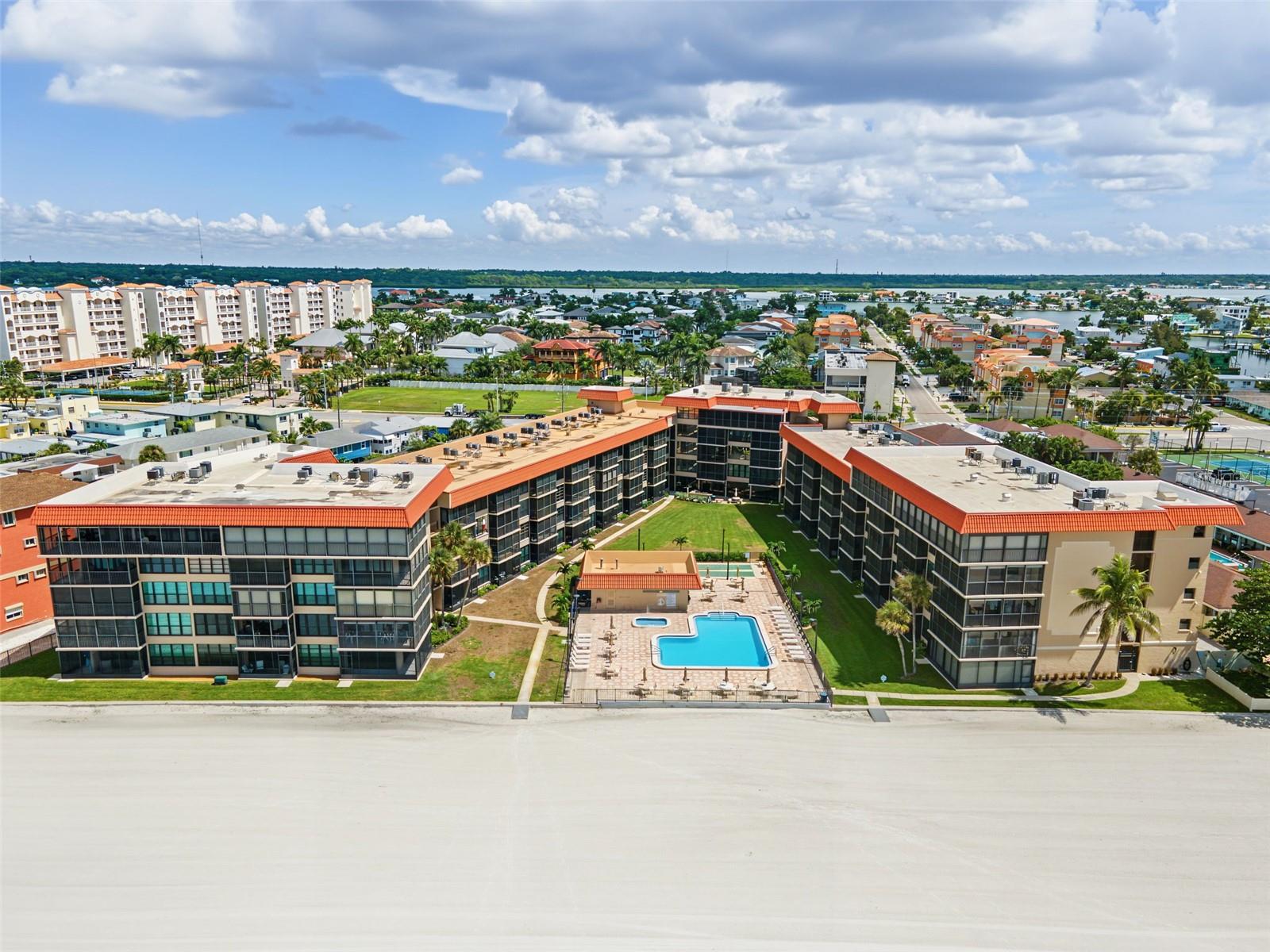 17580 GULF BLVD #307