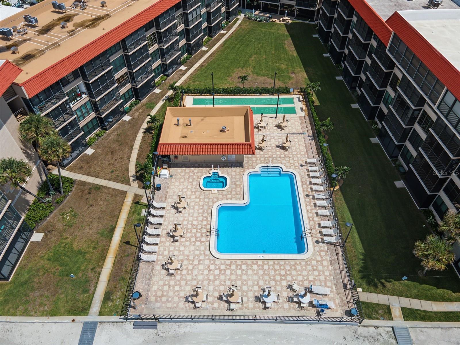 17580 GULF BLVD #307