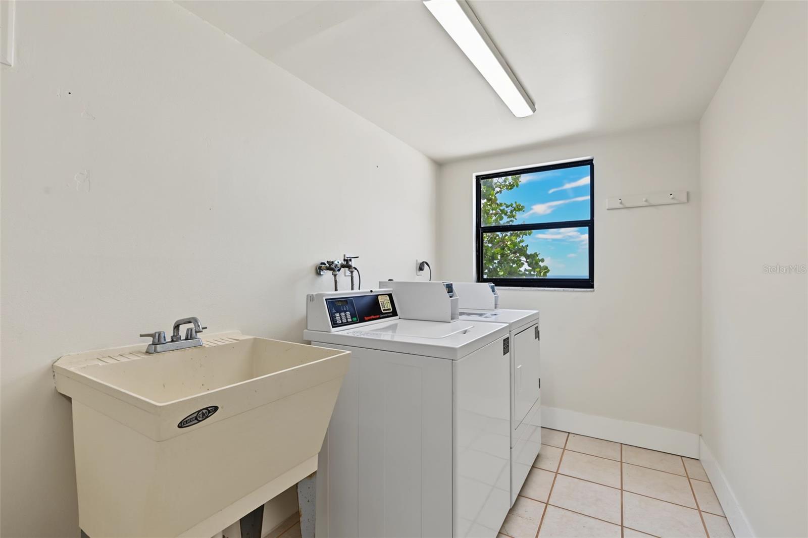 17580 GULF BLVD #307