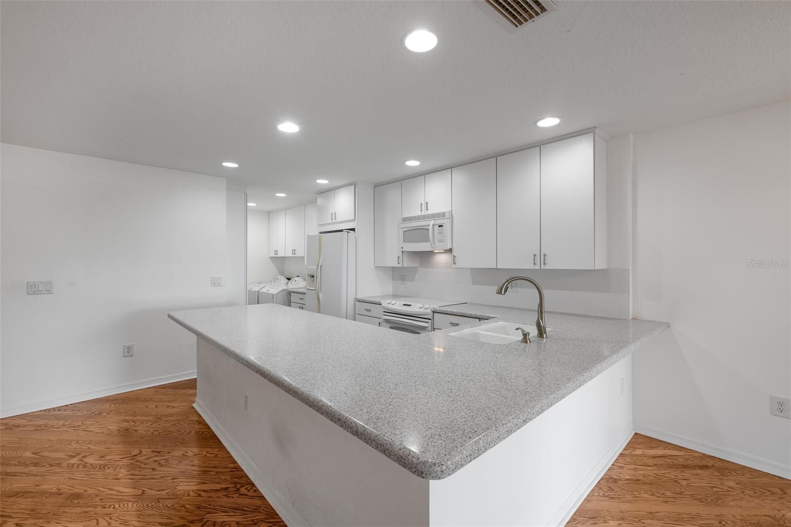 716 S BREVARD AVE