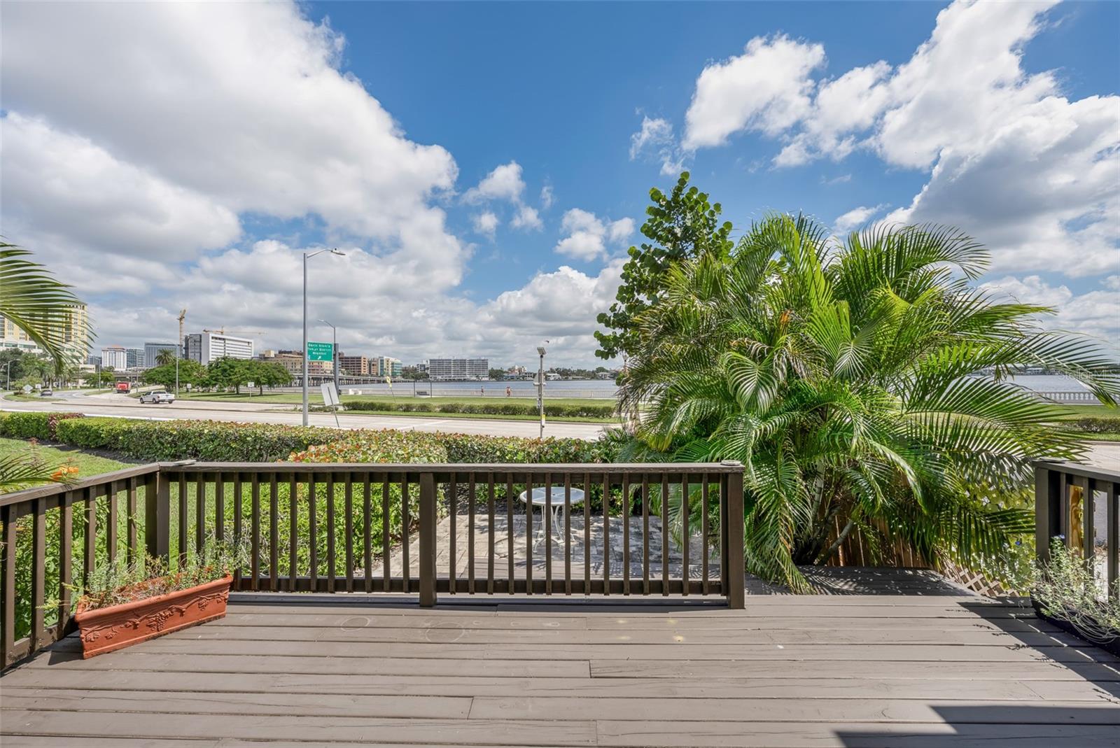 716 S BREVARD AVE