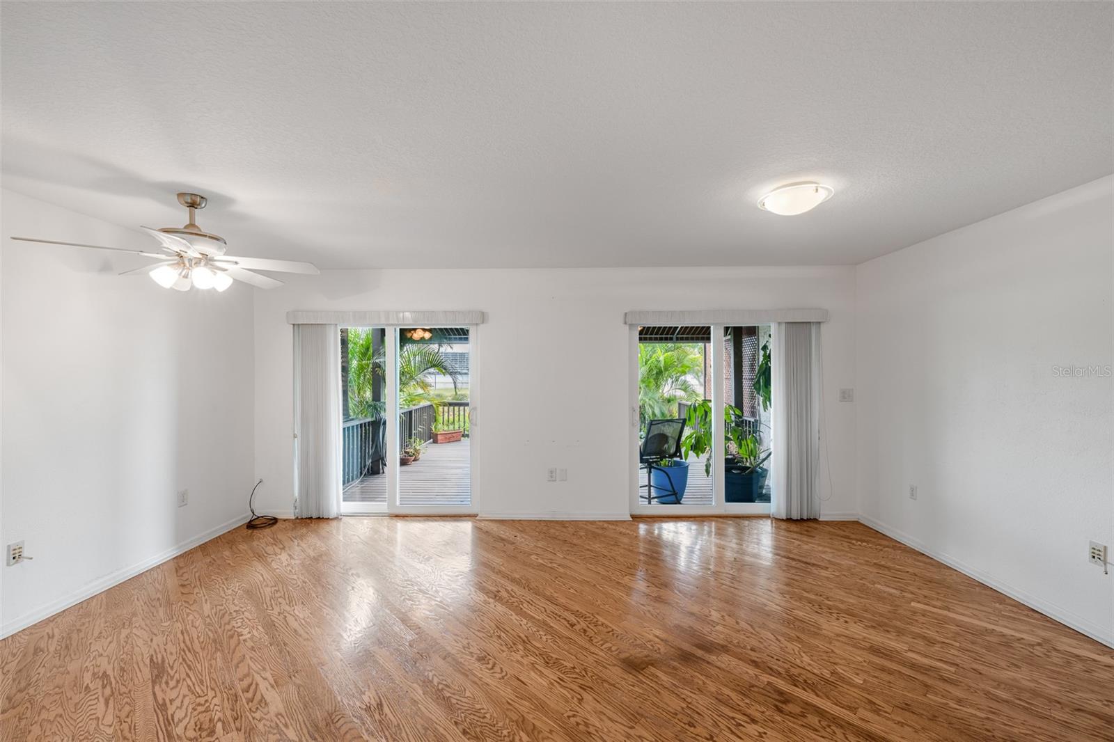 716 S BREVARD AVE