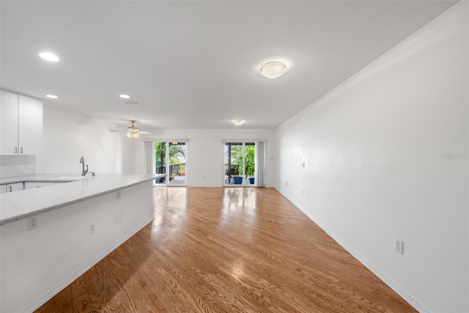 716 S BREVARD AVE