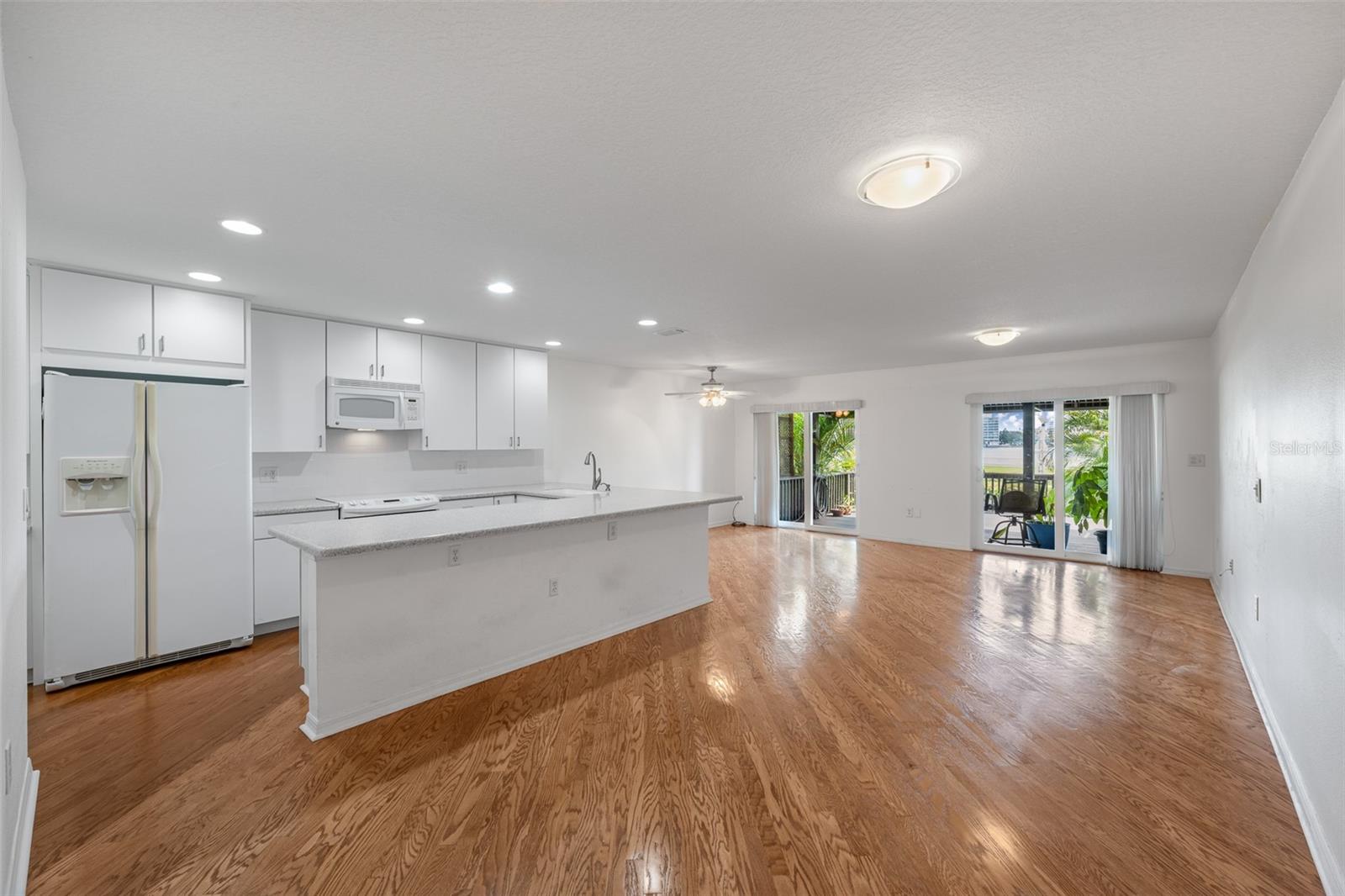 716 S BREVARD AVE