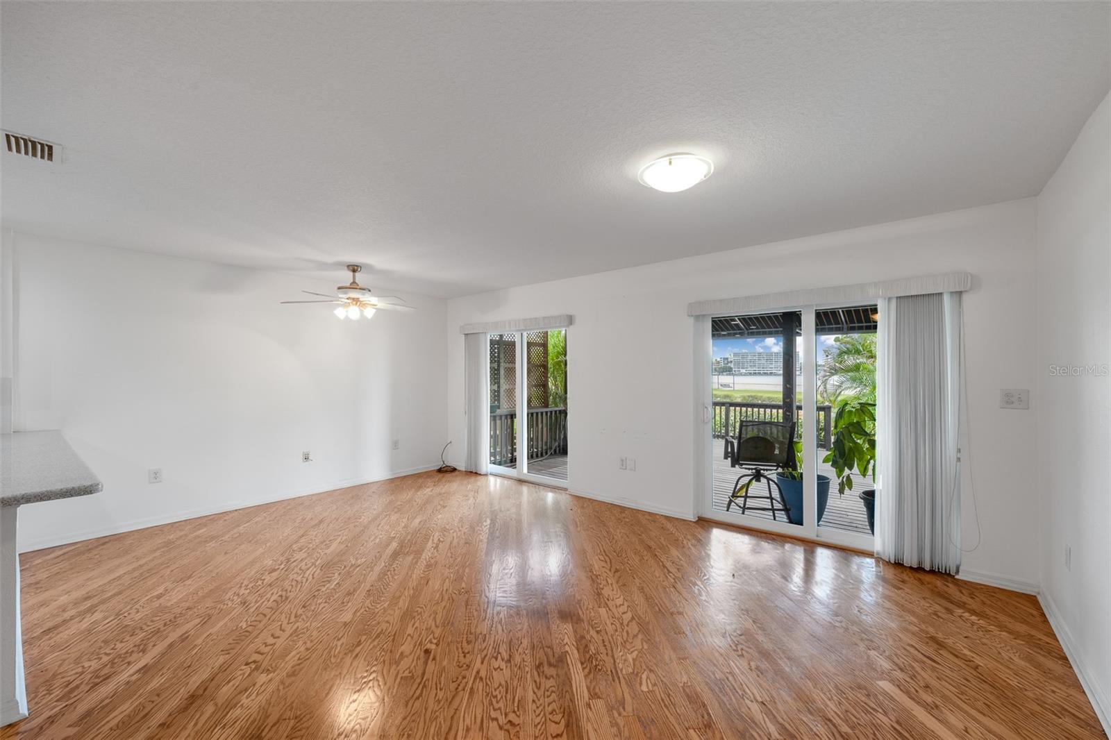 716 S BREVARD AVE