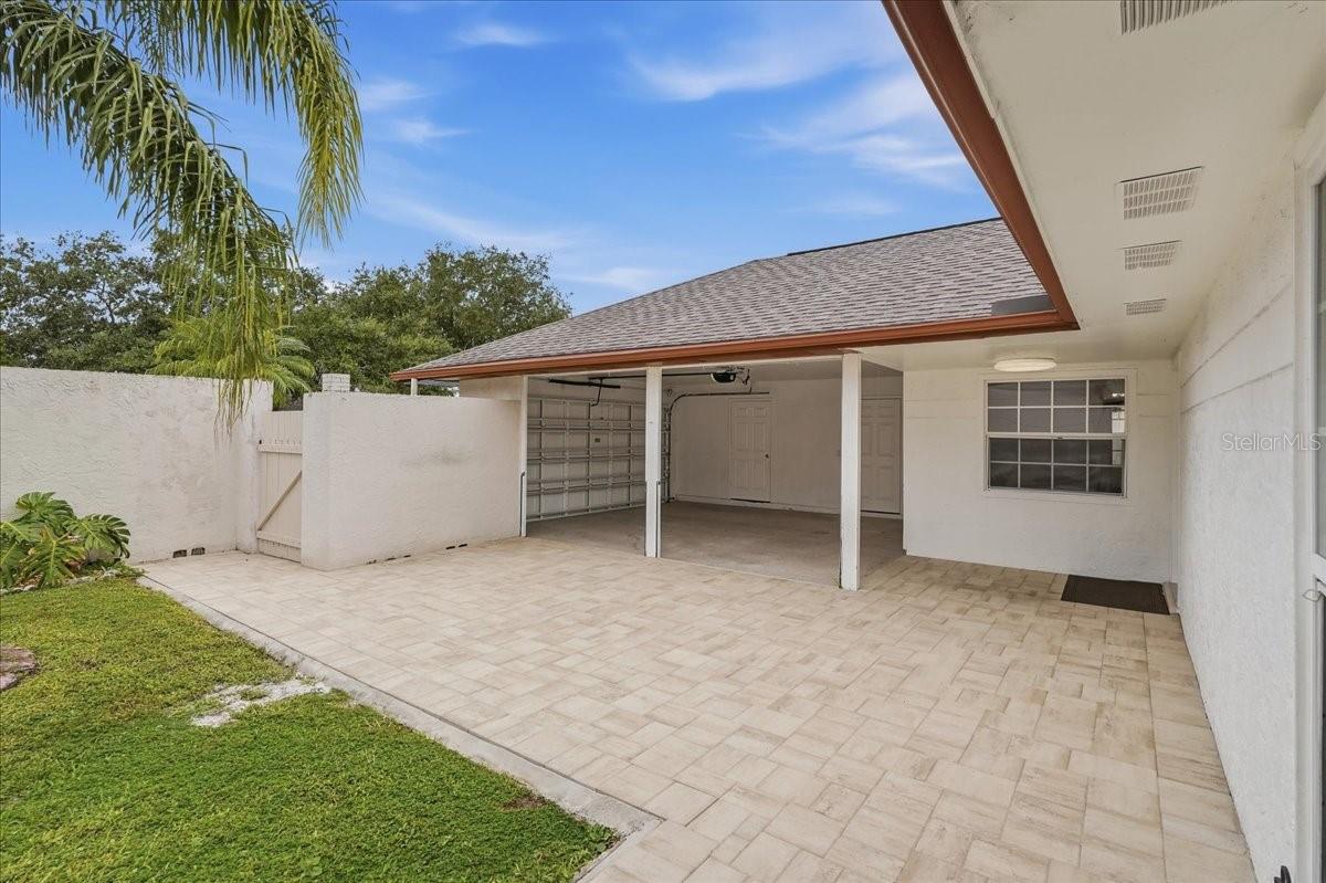 7047 SILVERMILL DR