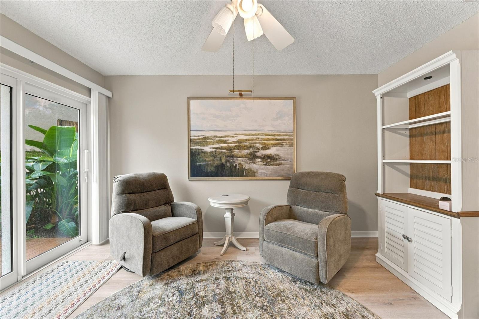 609 CAPE COD CIR