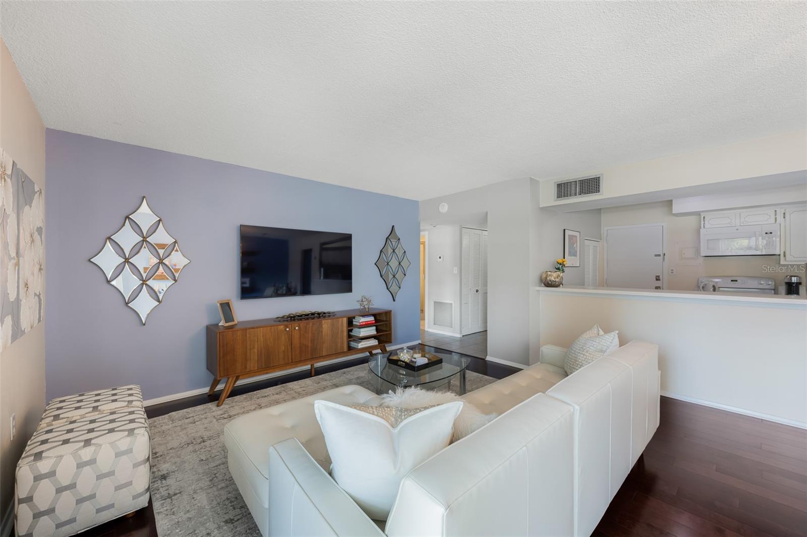 2401 BAYSHORE BLVD #203