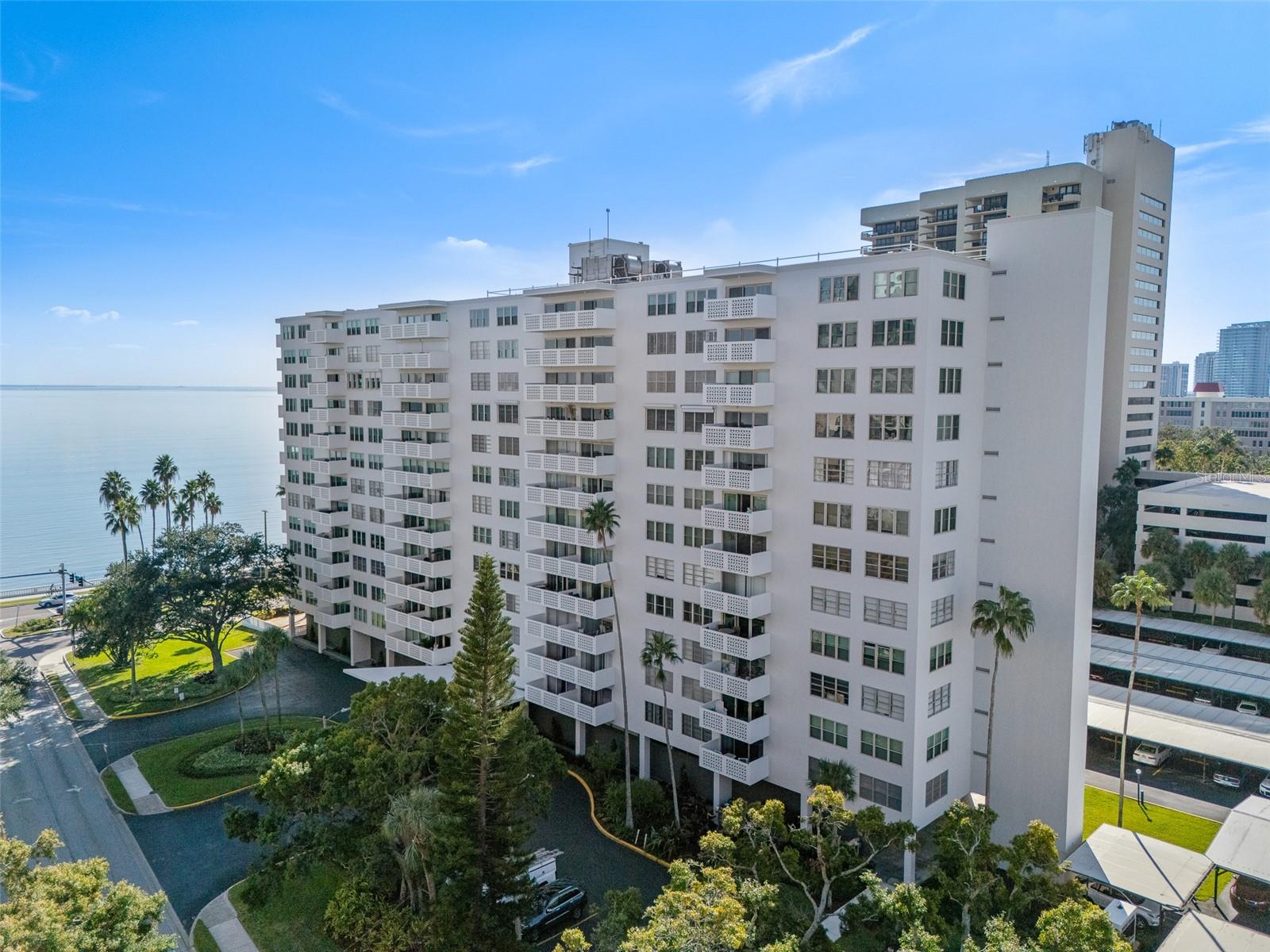 2401 BAYSHORE BLVD #203