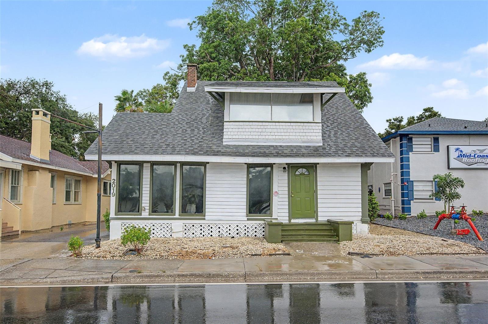 2019 MANATEE AVE W