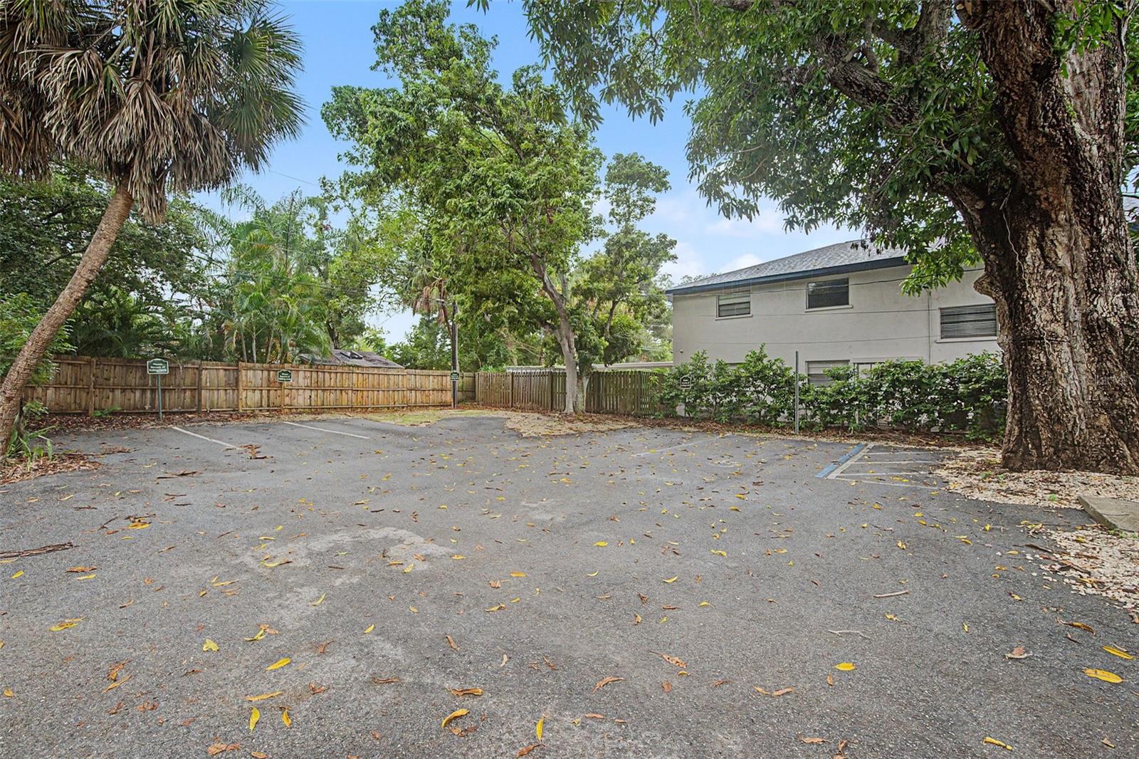 2019 MANATEE AVE W