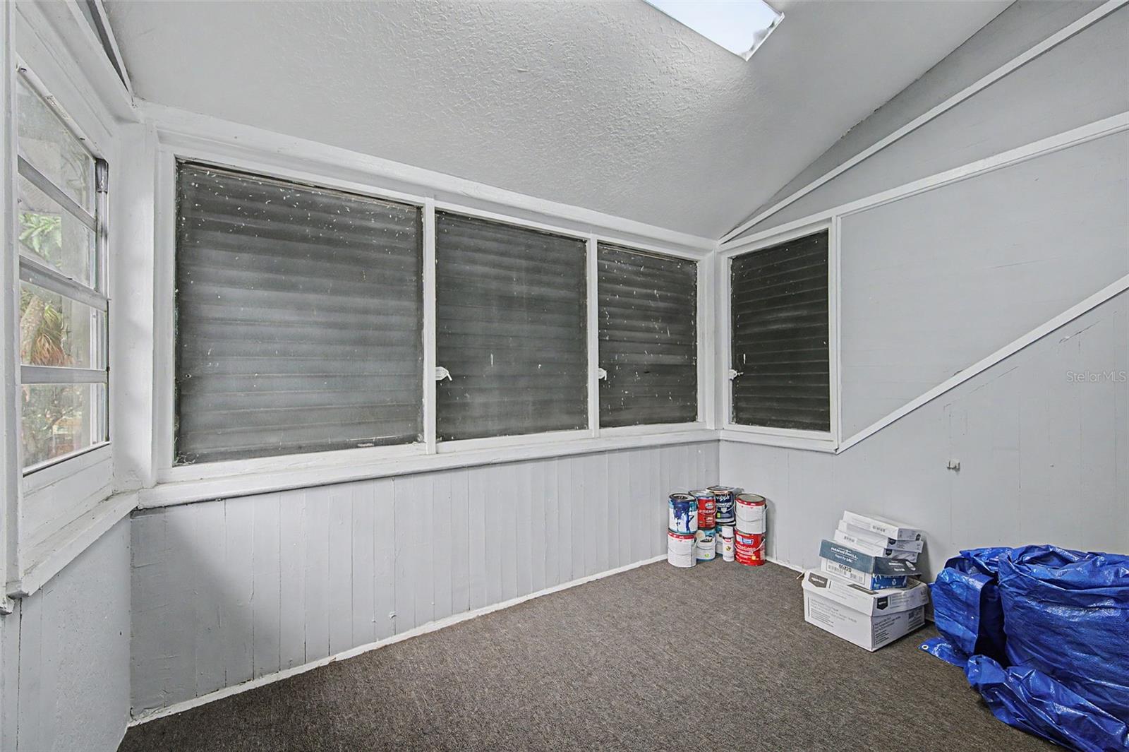 2019 MANATEE AVE W