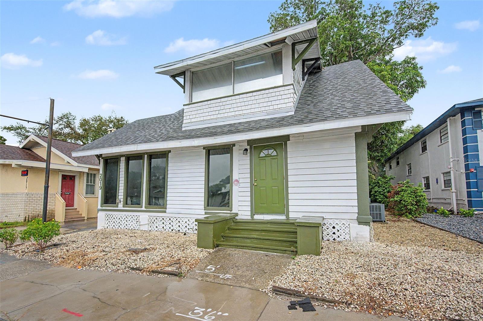 2019 MANATEE AVE W
