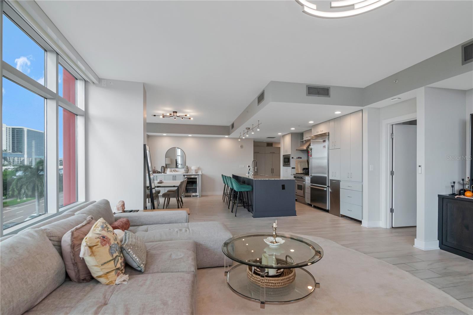 1120 E KENNEDY BLVD #419