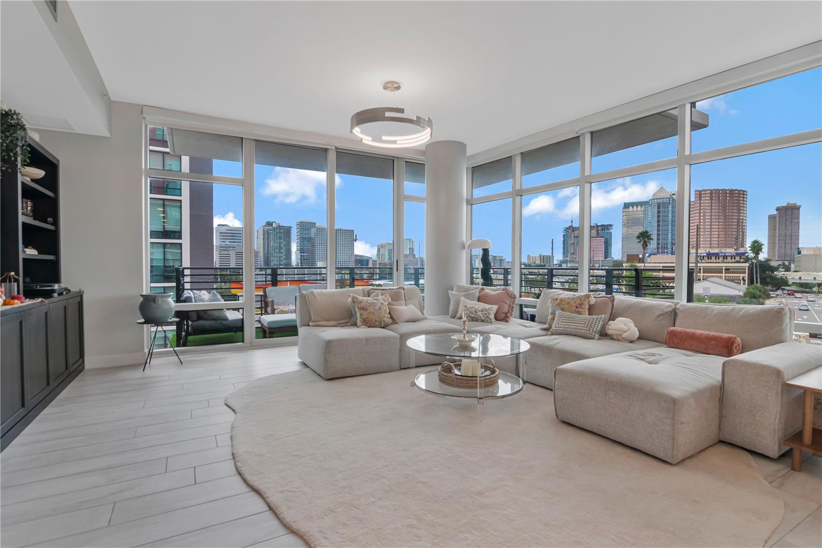 1120 E KENNEDY BLVD #419