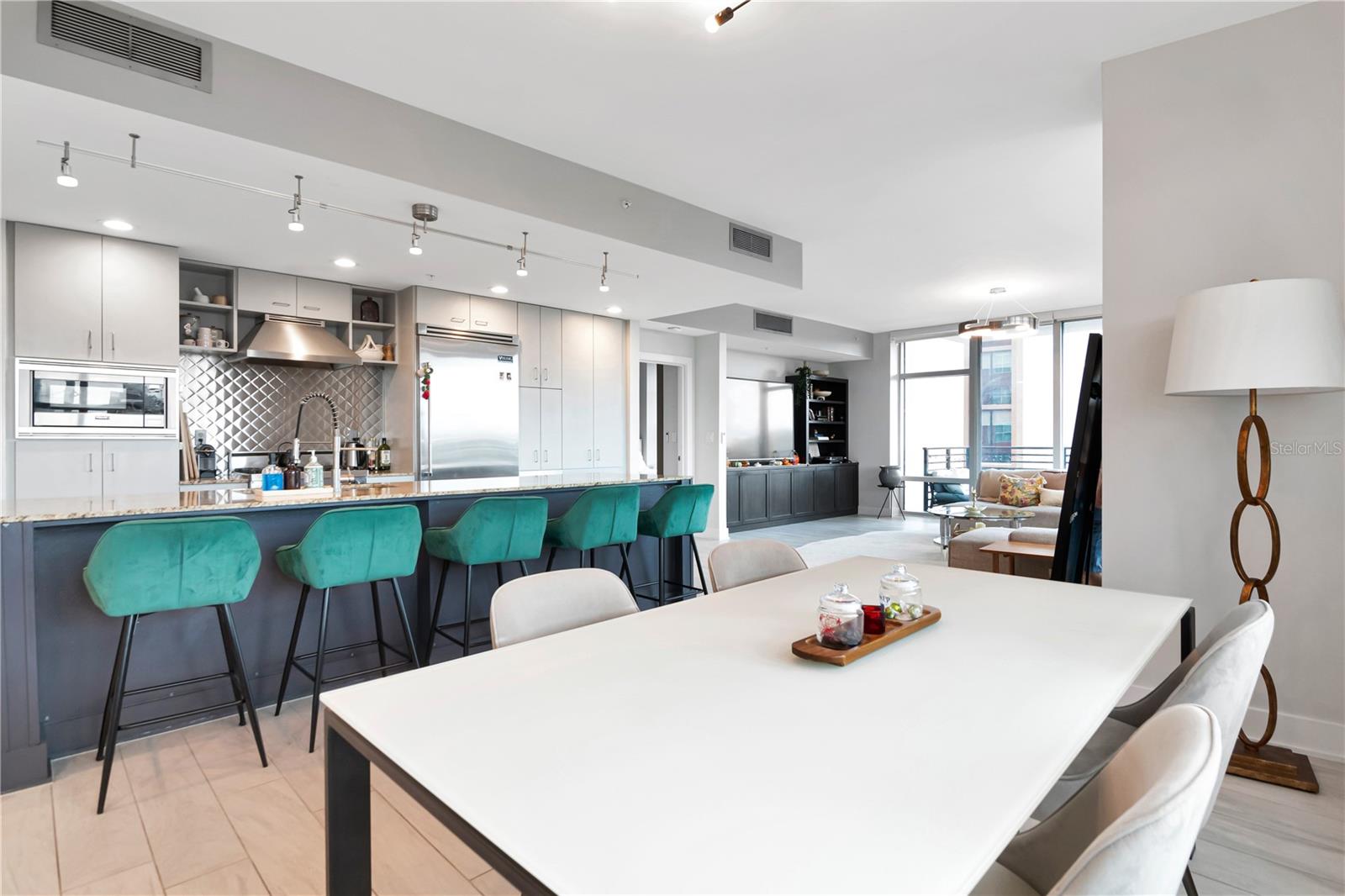 1120 E KENNEDY BLVD #419