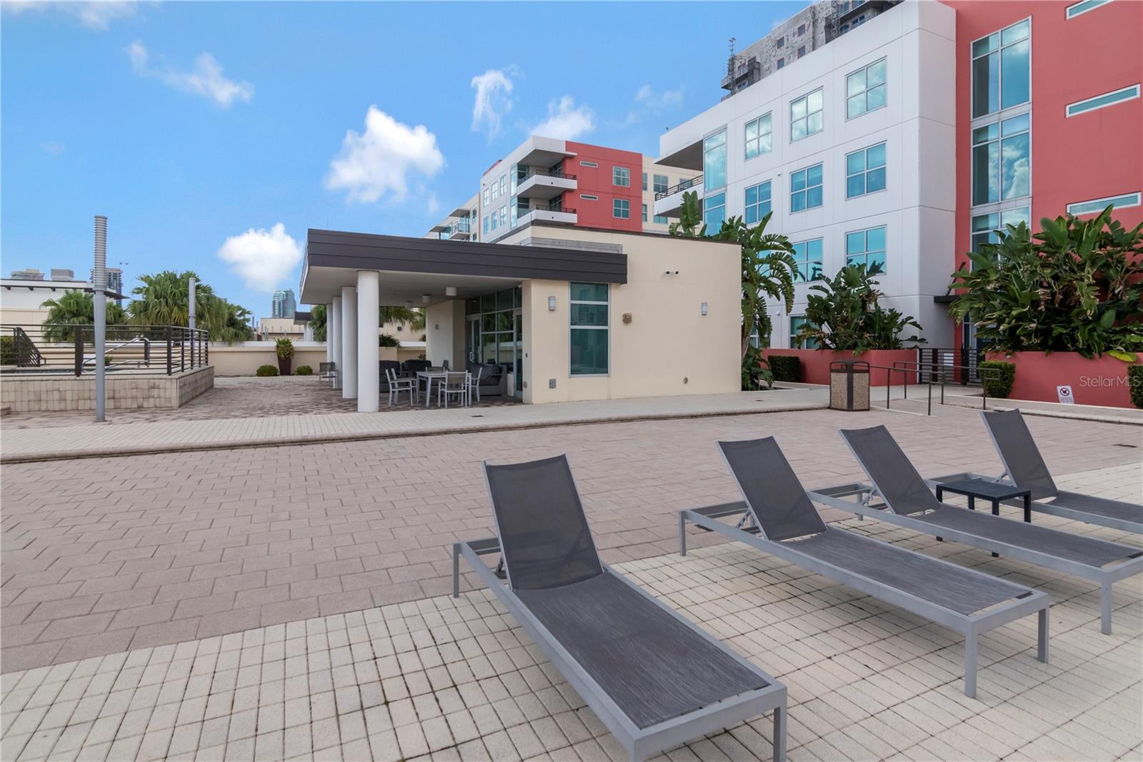 1120 E KENNEDY BLVD #419