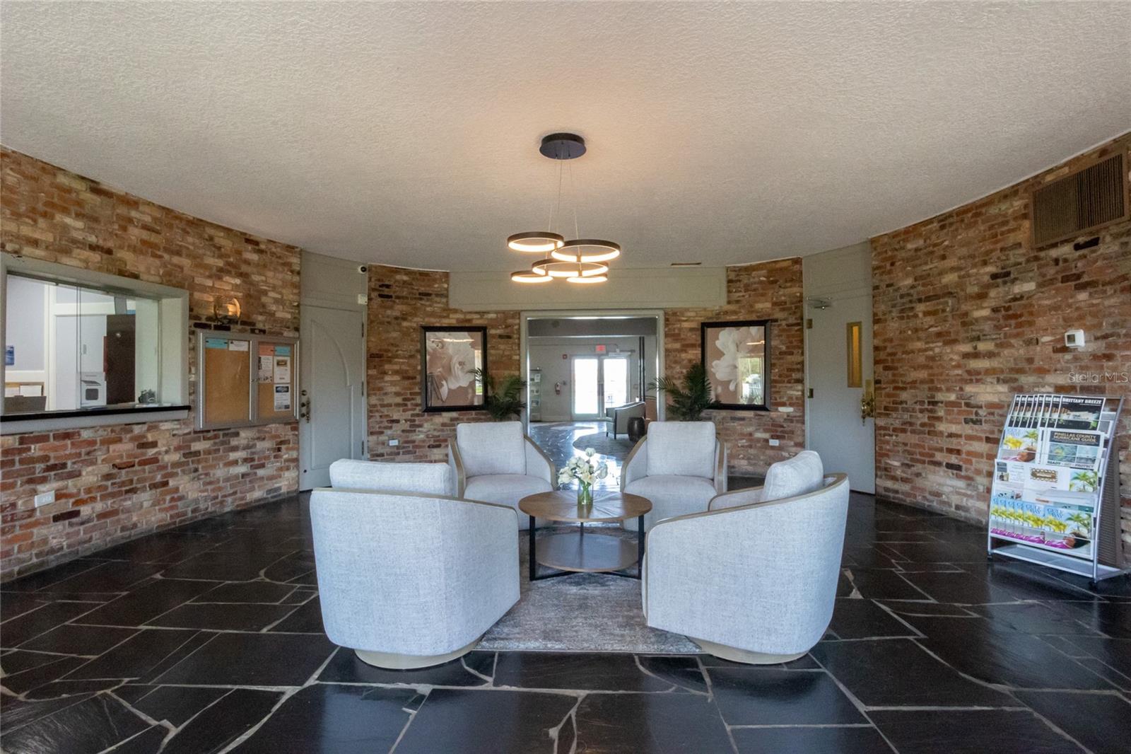 5020 BRITTANY DR S #313