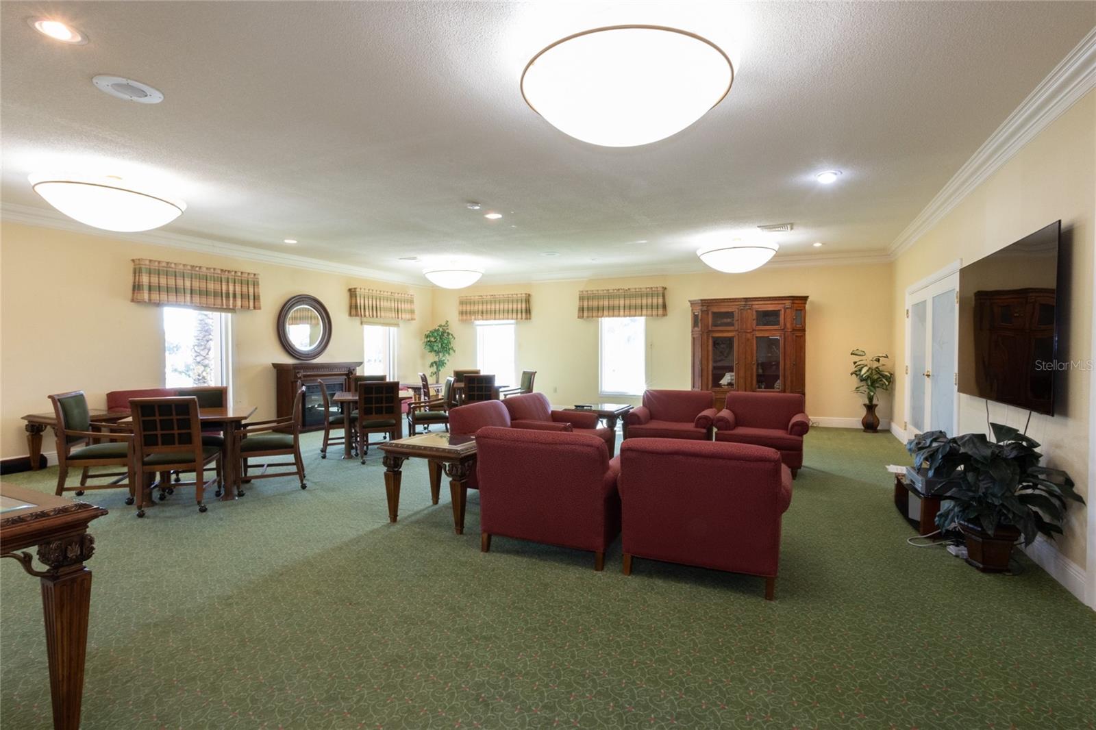 5020 BRITTANY DR S #313