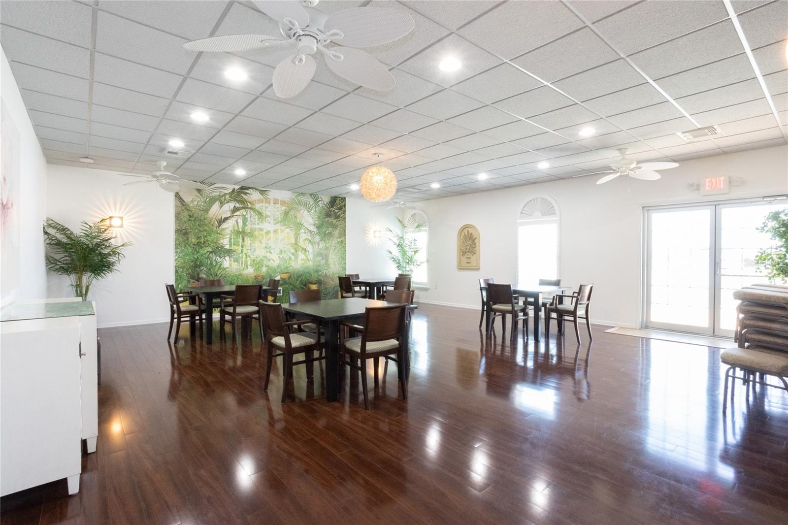 5020 BRITTANY DR S #313