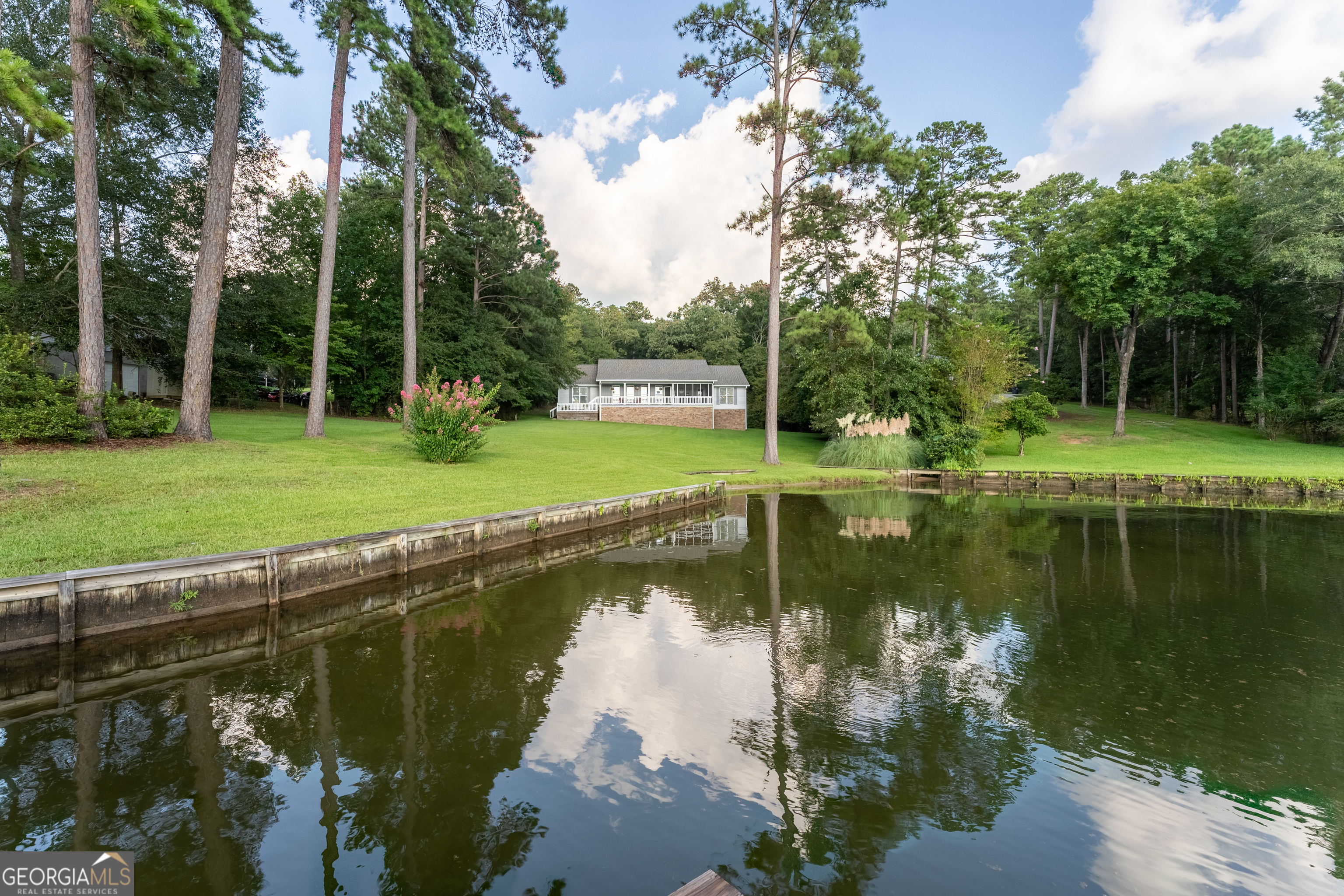 99 Mariners Drive